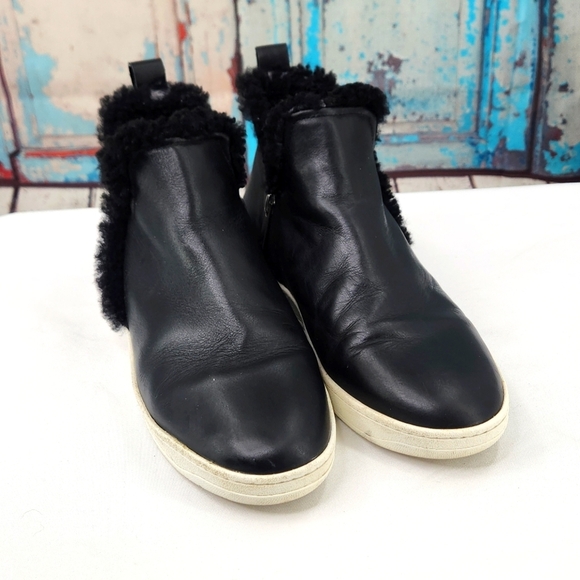 Aquatalia Shoes - Aquatalia Sherpa Lined Sneakers‎
